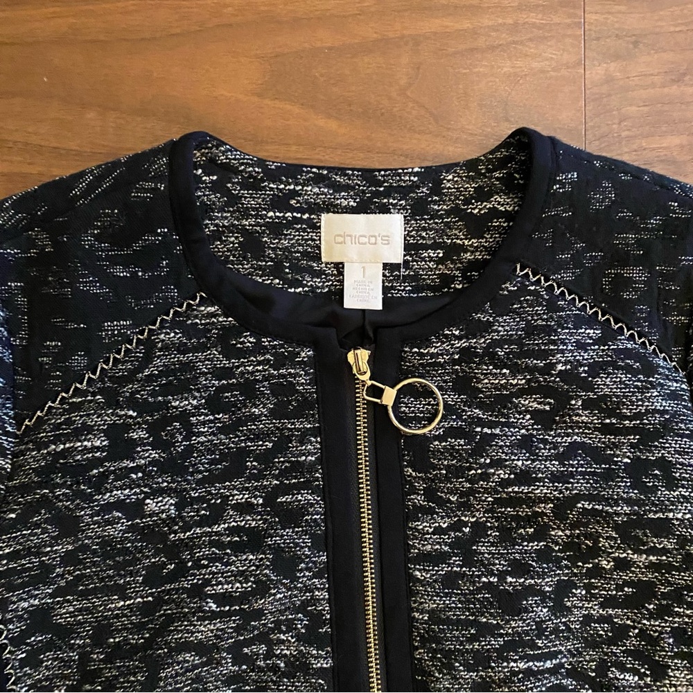 Chico’s Textured Zip Jacket Size 1 - Picture 5 of 9